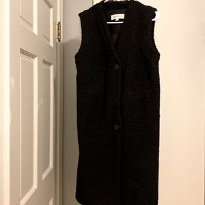 Women’s Long Vest. Very cute over dress or dress pants and heels. Size S New
